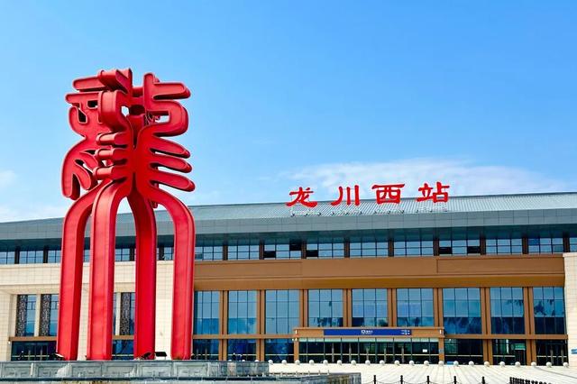 深圳开往深圳？旅客：就这样被“深深”迷住！