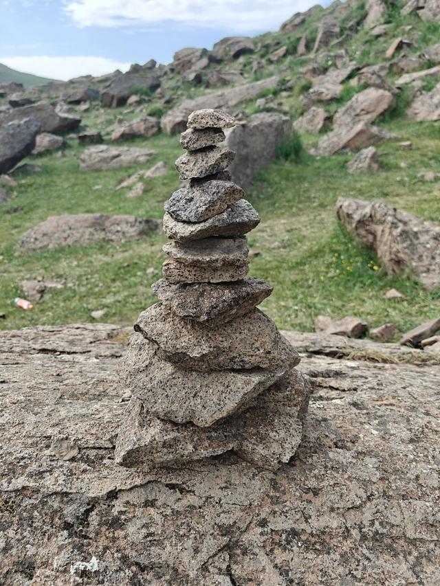 从张家口、宣化到太仆寺旗牛奶湖、石条山旅游，正好一天行程