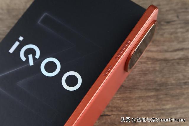 越级高配的中端旗舰体验 iQOO Z10 Turbo Pro详测