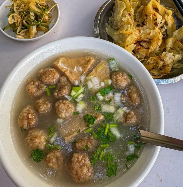 我是浙江人，爸妈退休后从杭州搬到太原住了一年，他们这样评价！