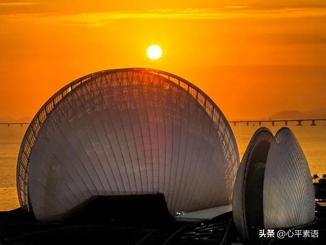 我54岁，宊然发现不管你有多少钱，后半生都会遇到四个难题，很准