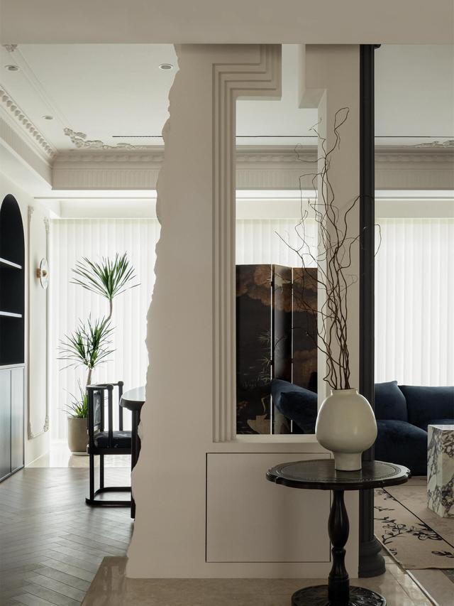 镂空设计加持下的三层自建房布局优化与创意指南