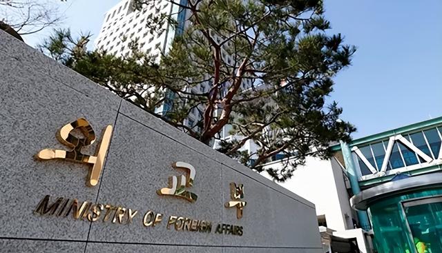 惹怒中国后，高市早苗又放话：要收回韩国领土	，韩民称中国骂轻了