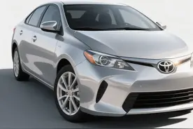 丰田双擎 vs 燃油版：十年用车成本大PK，谁更值得买？图片