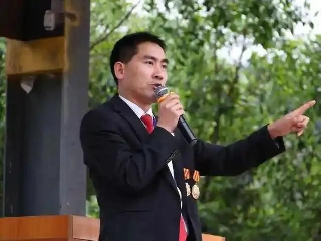 中国现代十大传奇人物