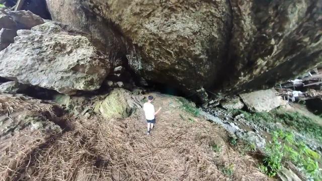 重庆綦江大山深处发现岩洞人家，几代人逍遥自在生活近百年