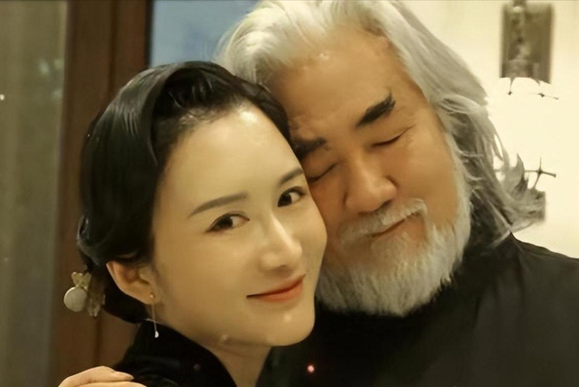 善恶终有报？74岁的张纪中给了杜星霖一切的爱，却没换来一声感激