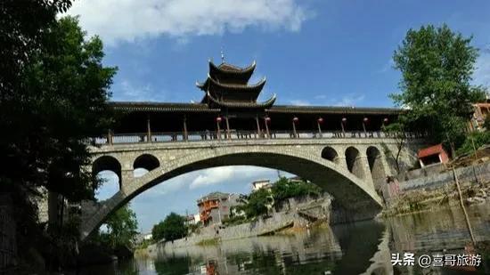 乾州古城：凝固于湘西山水间的乾卦传奇