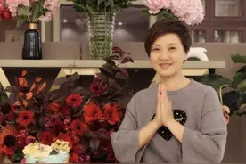 邓婕现状：离婚协议成她一生的痛，继子不争气，养女越长越像丈夫图片