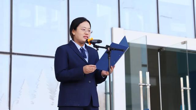 国旗下演讲 | 竞争伴成长,向阳再出发