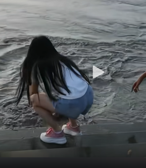 小伙跳水救人后续，妻子舍命搭救过程曝光，肤白貌美大长腿太漂亮