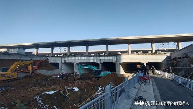 石家庄泰华街地道桥将完工，网友建议建议未来老破小拆了拓宽