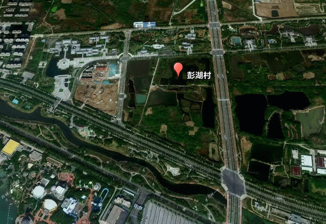 荆州凤凰山国际滑雪场，是个啥项目？