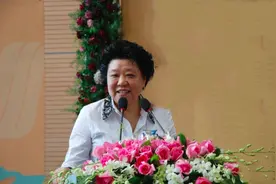 香港亿万女富豪谷望江：股市套现超11亿，开国少将谷景生的大女儿图片