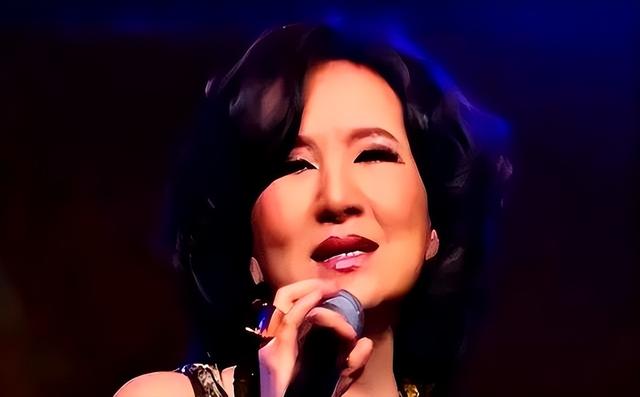 原来早已不是中国籍？事业巅峰远赴美国。被老外“玩腻”晚年回国