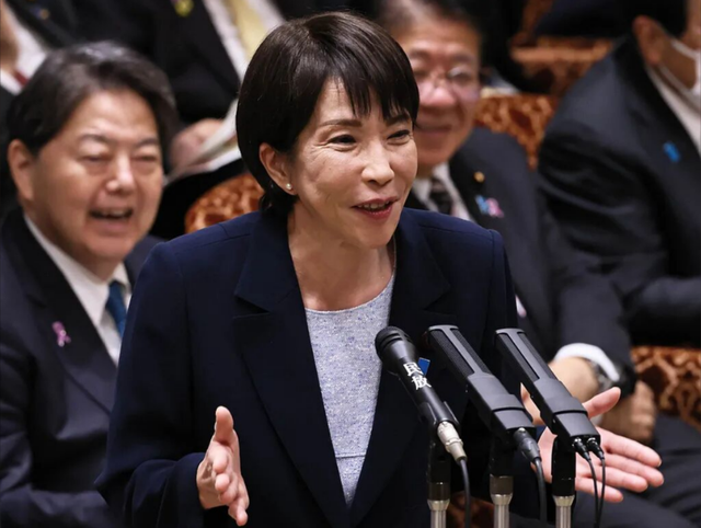 支持率飙升至92.4%！高市早苗迎来大反转，日本政坛要变天了吗？