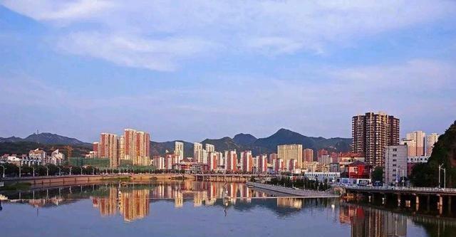 河北“巨无霸”地级市，面积比保定、唐山还大，人口不到邢台12