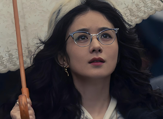 为纪梵希品牌代言的赵丽颖遭到“反噬”，她的翻车有迹可循