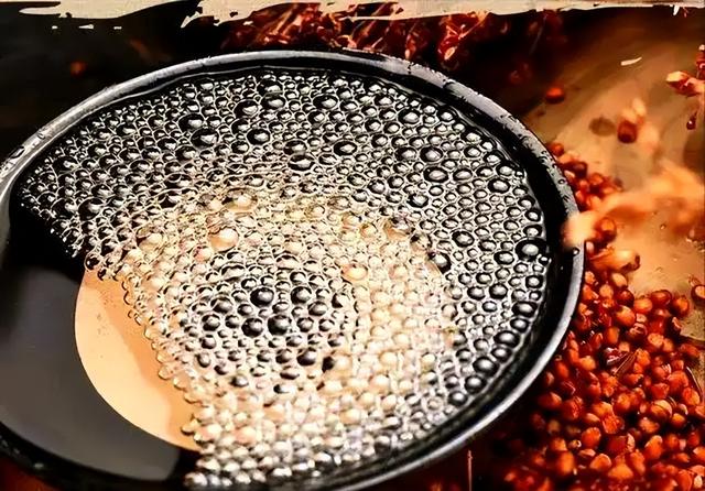 肾结石要戒酒吗？医生提醒：患有肾结石后，饮酒牢记“3不喝”