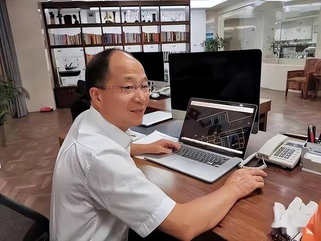 面子多不值钱？三位名人用经历砸醒：生存面前，它是废纸片！
