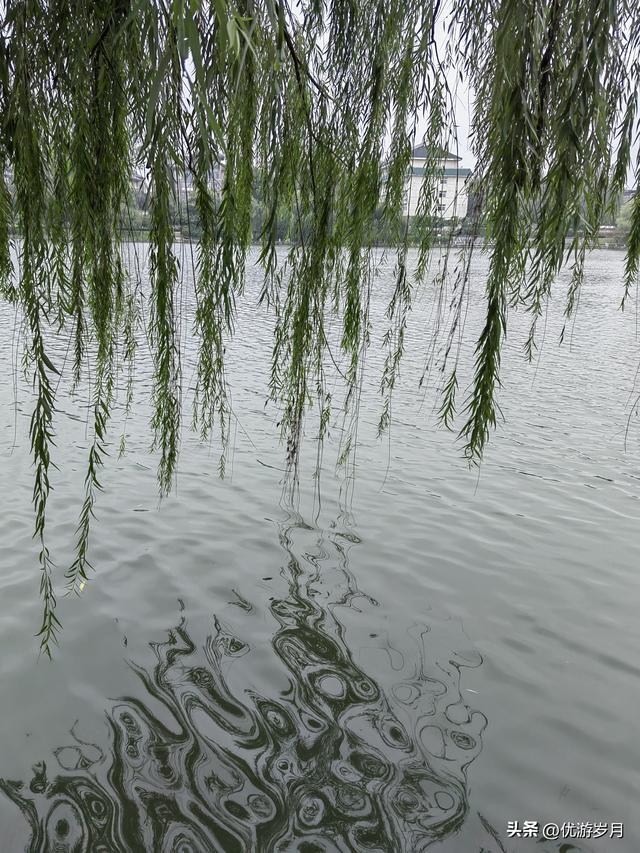 襄阳古城汉江风景很美