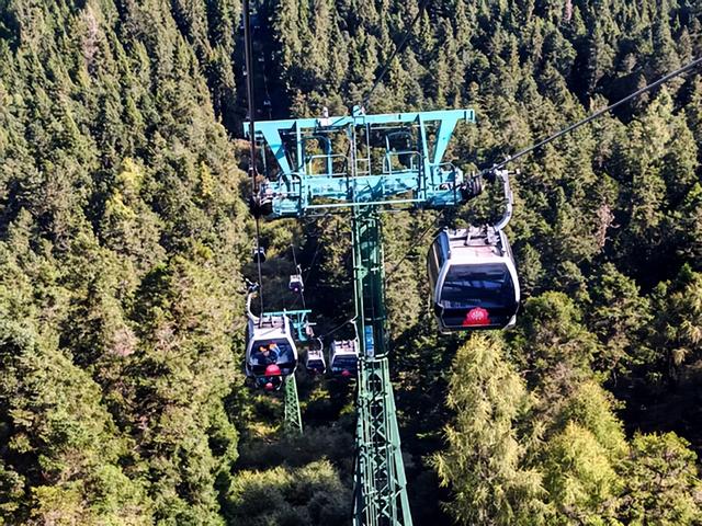 四川旅游：两到人间瑶池黄龙行（图）
