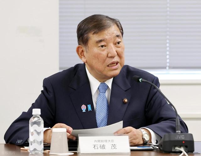 一觉醒来，韩国“跪”了！GDP前9中，除中国，只剩2国未向美妥协