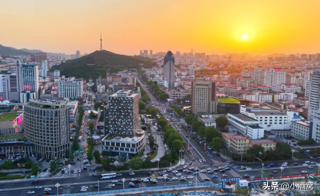 中国公认最干净的城市，夏天均温23℃，比青岛安逸，适合退休养老