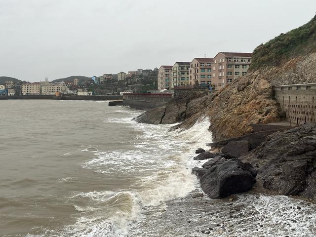退休夫妻自驾温岭之千年曙光园、对戒观景台、金沙滩