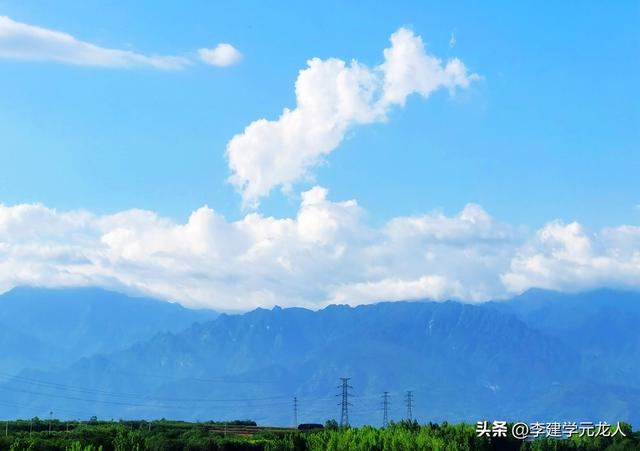 望 南 山