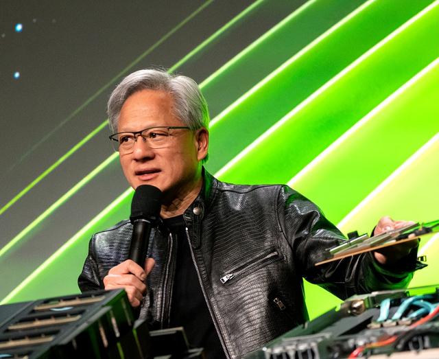 AI更大的崩盘什么时候来？黄仁勋无意中给出了三个信号