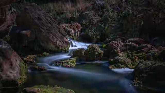 两性关系，惊人发现，60岁与异性靠近，根本不是桃花运，而是这个