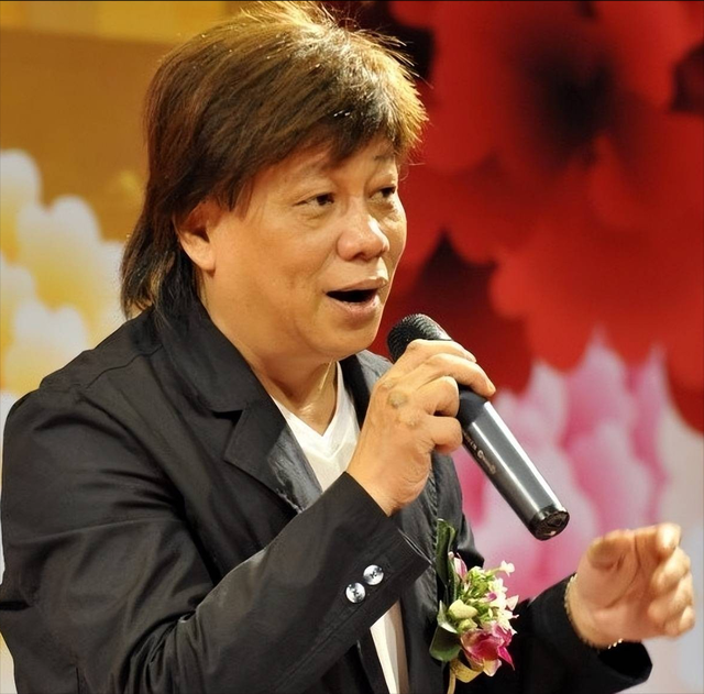 梁小龙被曝离世2天，私生活被扒底朝天，原来他和杨少华处境一样