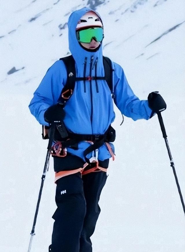 钱再多有何用？28岁王一博失手落海，给内娱明星们敲响了警钟