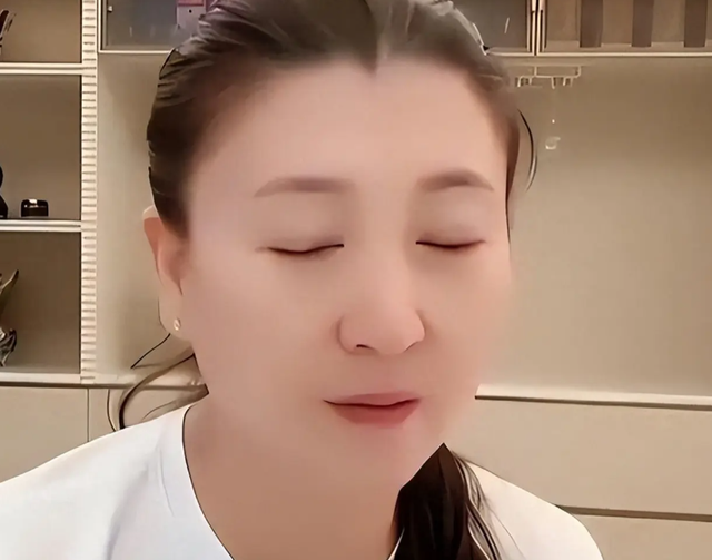 闫学晶道歉不到24小时，担心的一幕发生了	，赵本山一个字都没说错