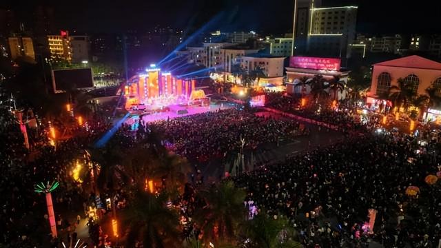 攻狮子、大巡游……元宵节，来德庆狂欢一整日！