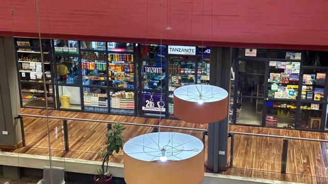 非洲坦桑尼亚8天7晚野奢之旅,乘越野车Safari,看动物大迁徙!