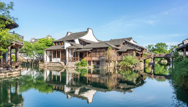 去江南小住，建议来这座活着的 “水乡古镇”！12 元就能吃到饱