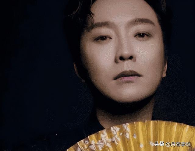 善恶有报？看如今"跌落神坛"的李玉刚，背后的真相早就清晰可见