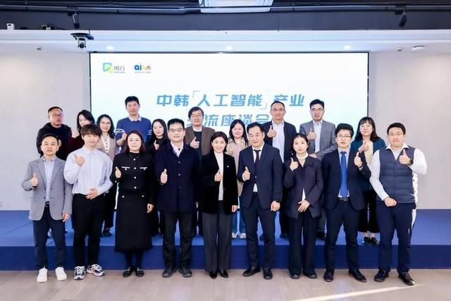 高市等来帮手，收下金钥匙的李在明下令，要在苏岩礁与中国硬刚