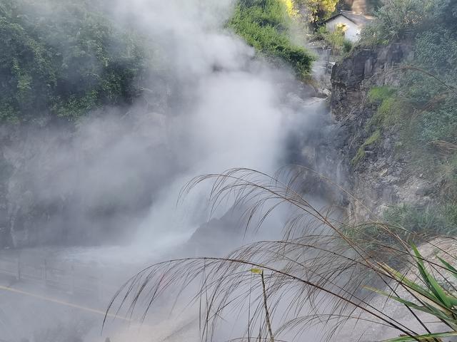 腾冲游历随想录：逛罢热海司莫拉 巡游北海湿地回