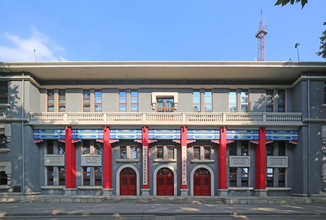 城市快讯|南京滨江“欢乐舞台”更名“下关老码头” 重拾百年商埠记忆