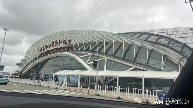 荣耀号航海记：五日夜的蓝海漫游