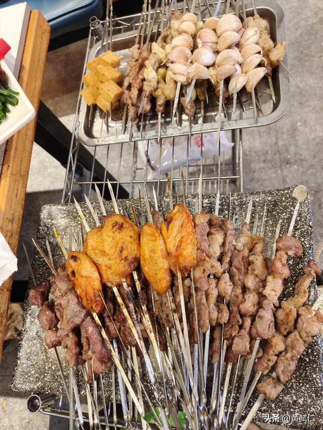 淄博二十日：在“烧烤网红”之外，看见一座城的温度与成长的烦恼