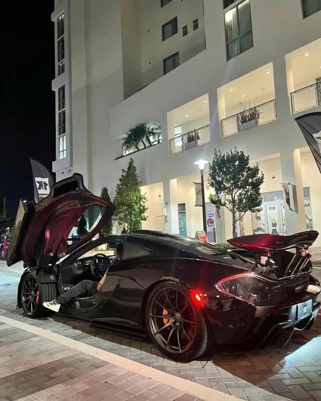 濒临破产到44亿估值！迈凯伦的F1逆袭，全靠这步商业棋