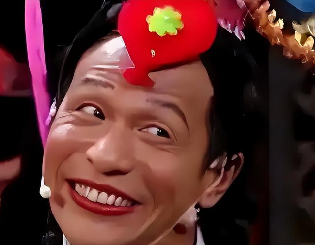 成名后抛弃原配，转身娶女粉丝的宋小宝，再藏不住早就变了的面相