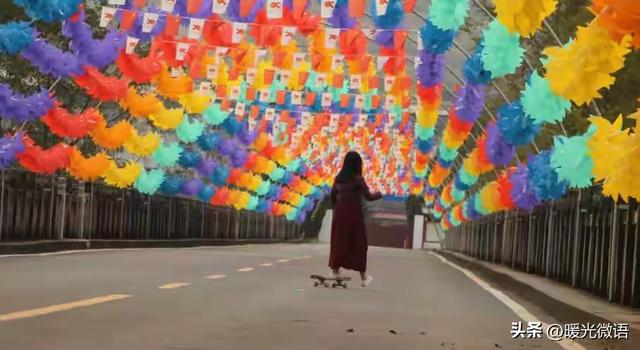 一个人熬到没有朋友，也没有微信红点、饭局邀约，反而值得恭喜