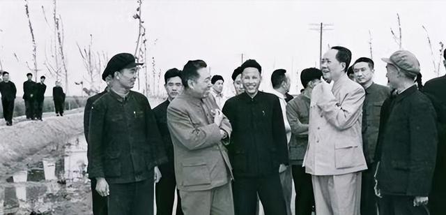 70多年前的大雪天，毛主席为啥决定把河南省会由开封迁至郑州？