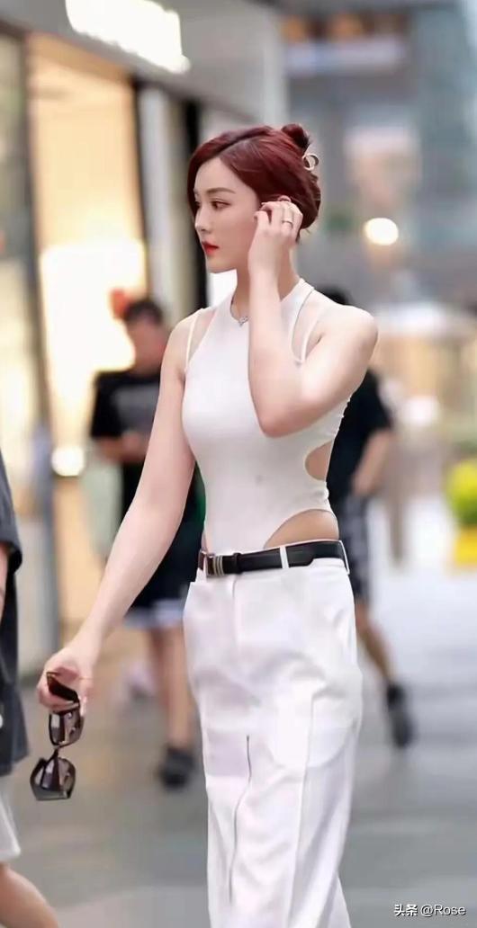 这女生身材如此高大，还能这么匀称，太少见了