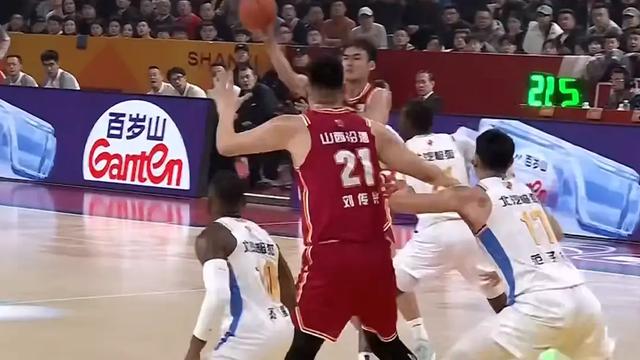 随着北京1分险胜山西，北控逆转吉林，广东四连胜	，CBA积分榜出炉